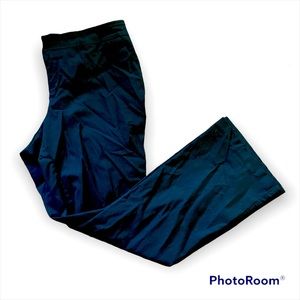 20R black dress pant from Torrid